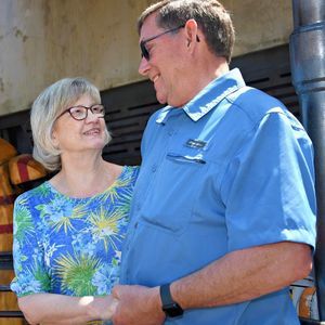 Meet your Posher, Debbie